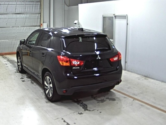Mitsubishi RVR 2017 8086121-1