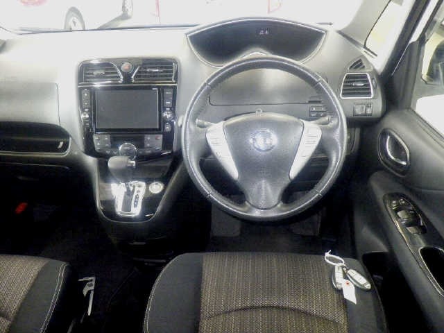 Nissan SERENA 2015 8085007-3