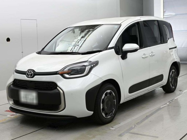 Toyota SIENTA 2026 8086174-0