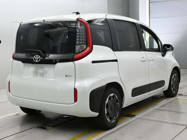 Toyota SIENTA 2026 8086174-1