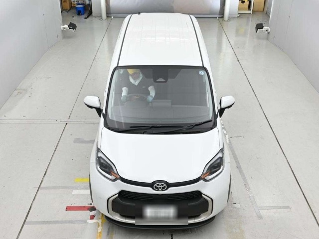 Toyota SIENTA 2026 8086174-7