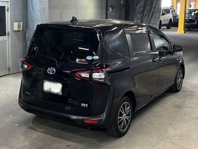 Toyota SIENTA 2017 8086181-5