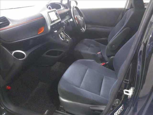 Toyota SIENTA 2015 8086194-3