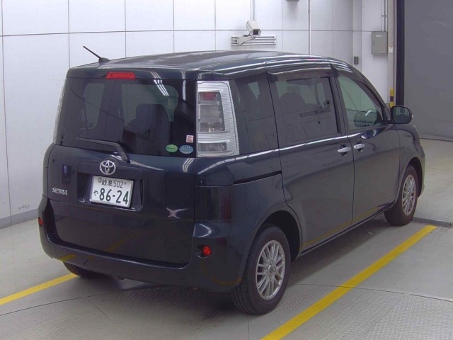 Toyota SIENTA 2013 8086199-4
