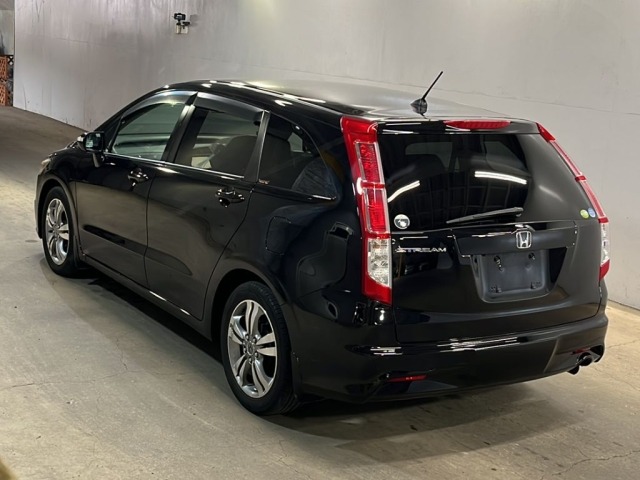 Honda STREAM 2009 8085911-1