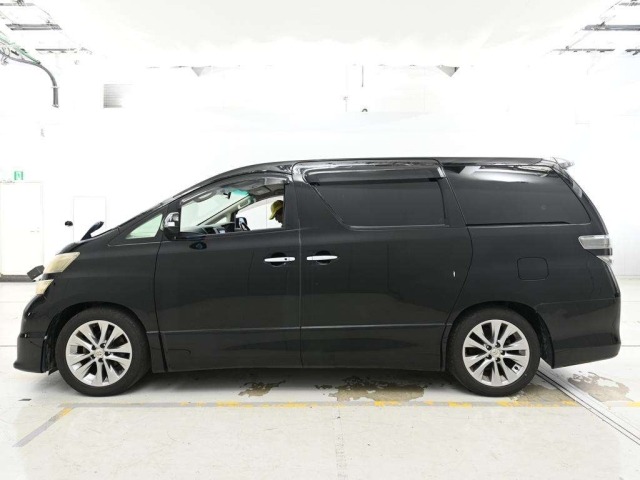 Toyota VELLFIRE 2010 8086323-4