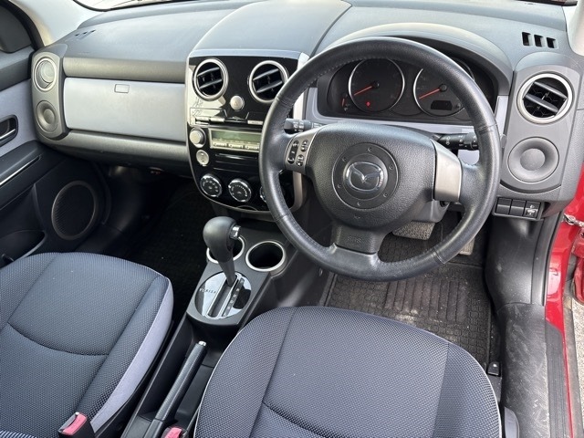 Mazda VERISA 2009 8086150-4