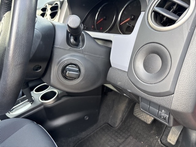 Mazda VERISA 2009 8086150-6