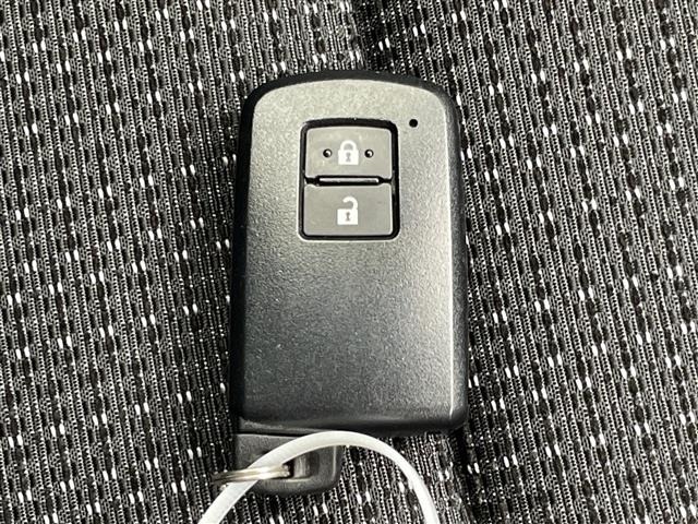 Toyota AURIS 2017 8088902-12
