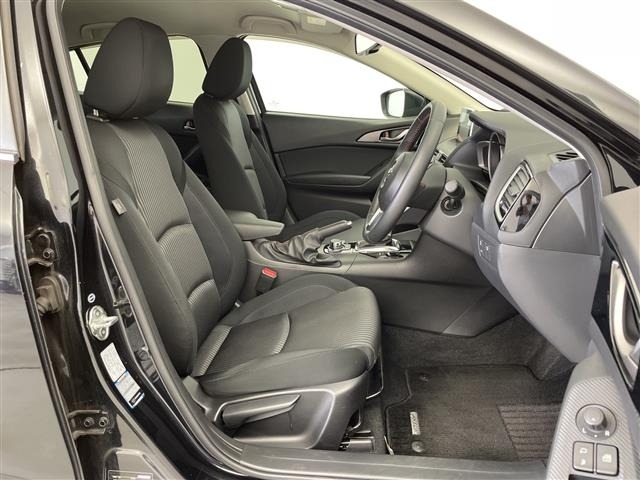 Mazda AXELA 2015 8088426-3