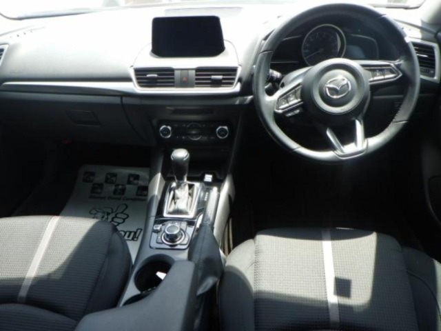 Mazda AXELA 2018 8088447-3