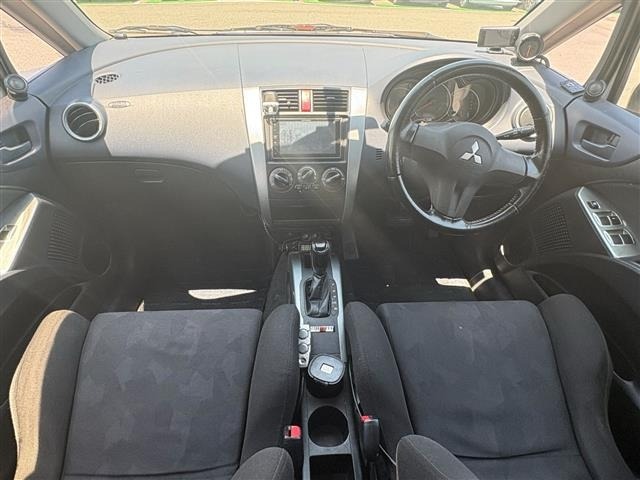 Mitsubishi COLT 2006 8086905-2