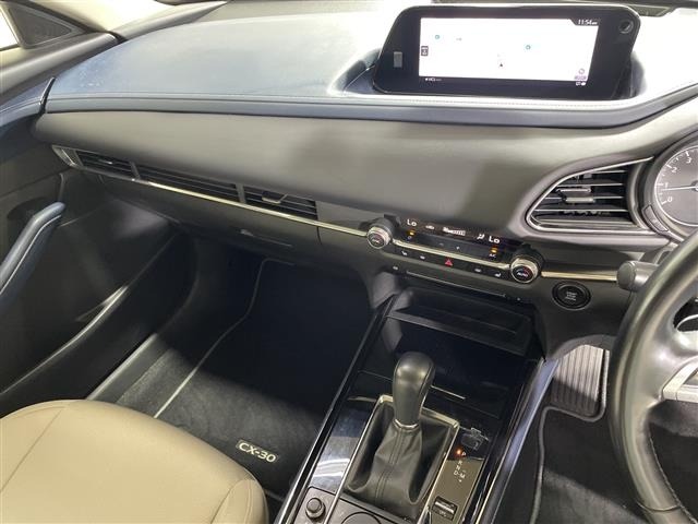 Mazda CX-30 2022 8087654-10