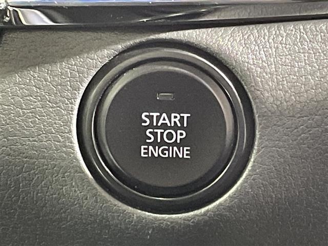 Mazda CX-30 2022 8087654-2