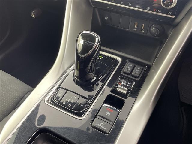 Mitsubishi ECLIPSE CROSS 2021 8086837-6