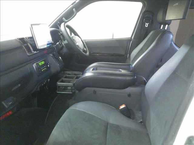 Toyota HIACE VAN 2018 8087729-3