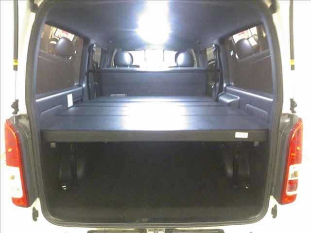 Toyota HIACE VAN 2018 8087729-7