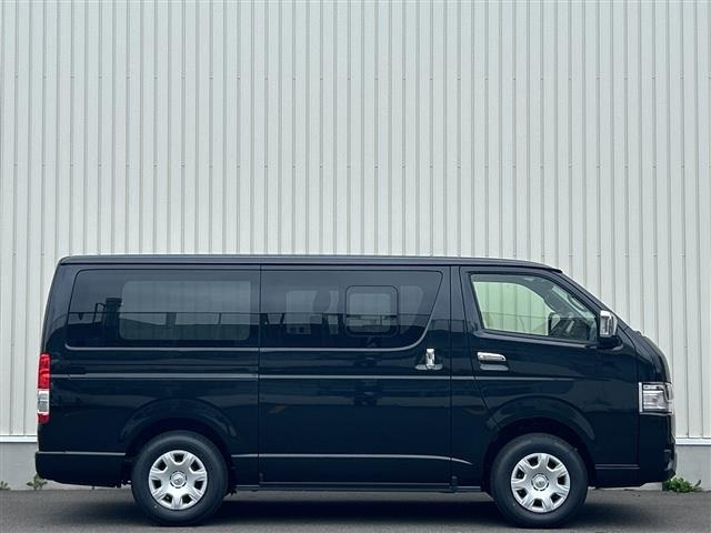 Toyota HIACE VAN 2026 8087903-17
