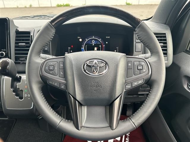 Toyota HIACE VAN 2026 8087903-3