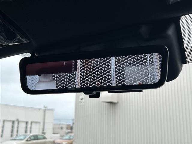 Toyota HIACE VAN 2026 8087903-4