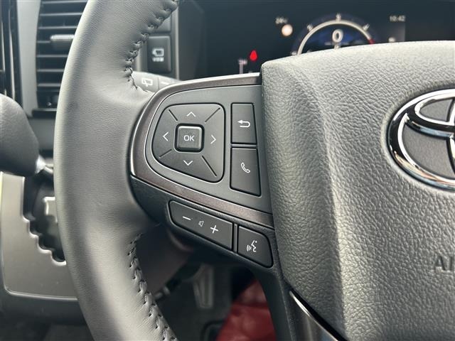 Toyota HIACE VAN 2026 8087903-5