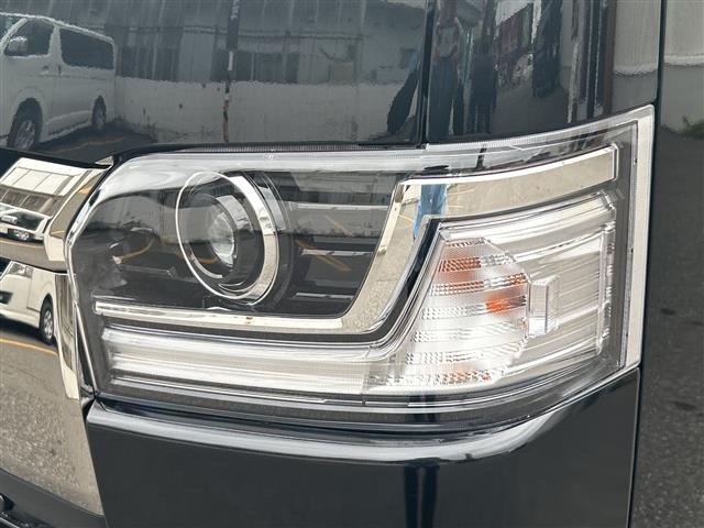 Toyota HIACE VAN 2026 8087903-6
