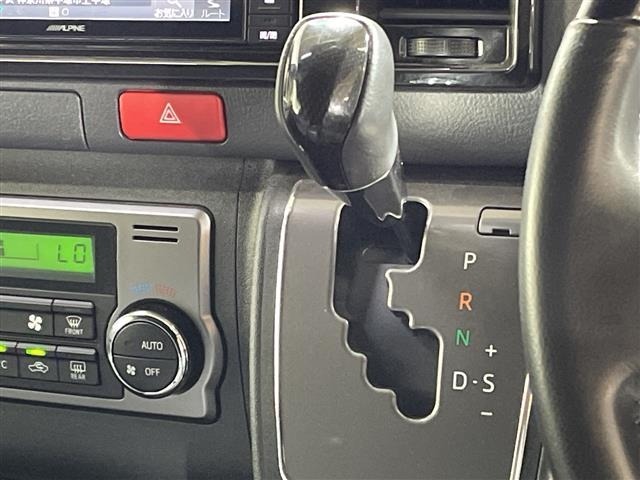 Toyota HIACE VAN 2025 8087906-20