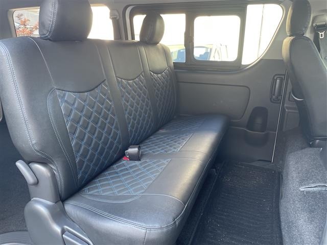 Toyota HIACE VAN 2021 8087910-1