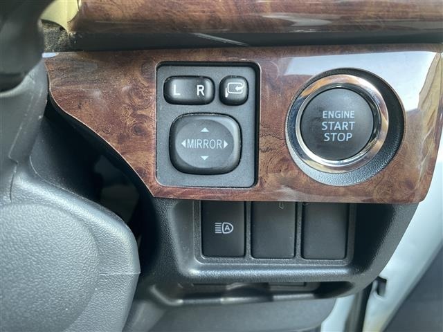 Toyota HIACE VAN 2021 8087910-4