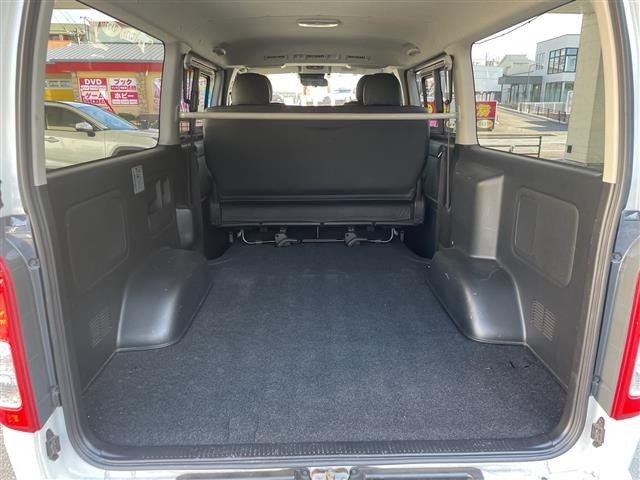 Toyota HIACE VAN 2021 8087910-7