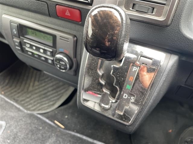 Toyota HIACE VAN 2019 8087914-1