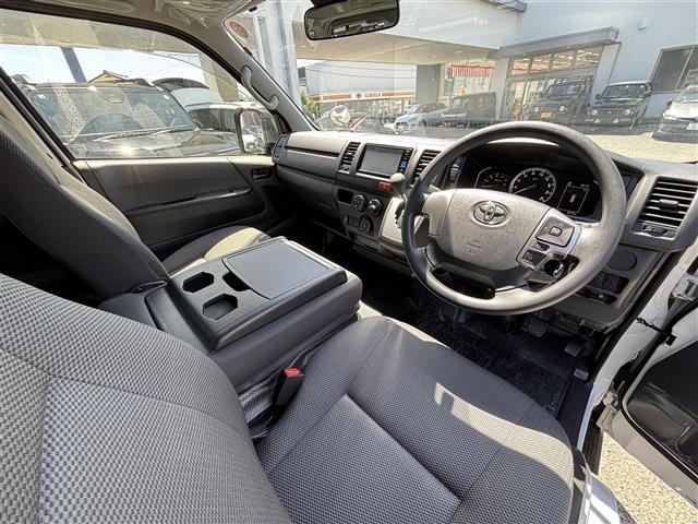 Toyota HIACE VAN 2025 8087915-10