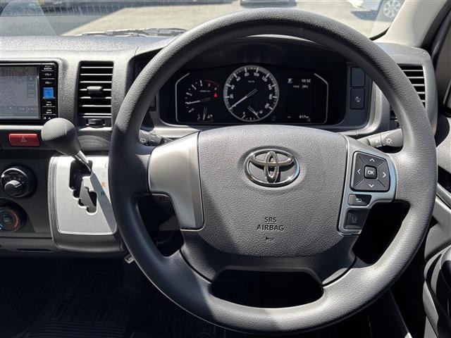 Toyota HIACE VAN 2025 8087915-3