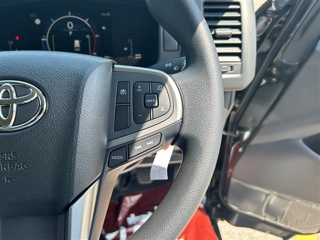 Toyota HIACE VAN 2026 8087917-4