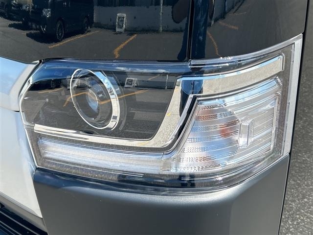 Toyota HIACE VAN 2026 8087917-9