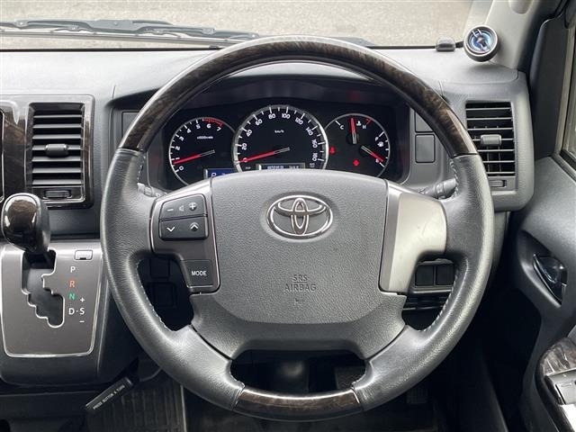 Toyota HIACE VAN 2016 8087918-14