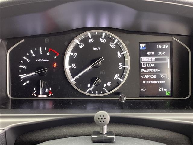 Toyota HIACE VAN 2026 8087920-3