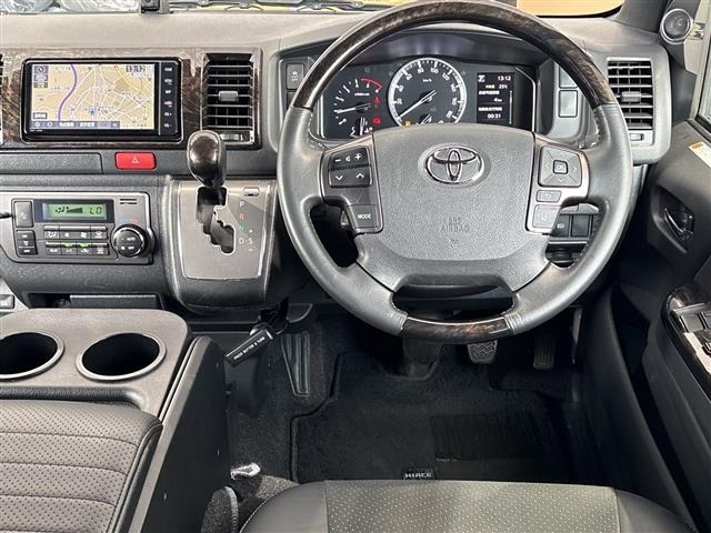 Toyota HIACE VAN 2021 8087921-15