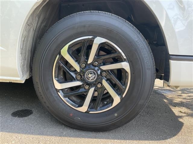 Toyota HIACE VAN 2023 8087923-22