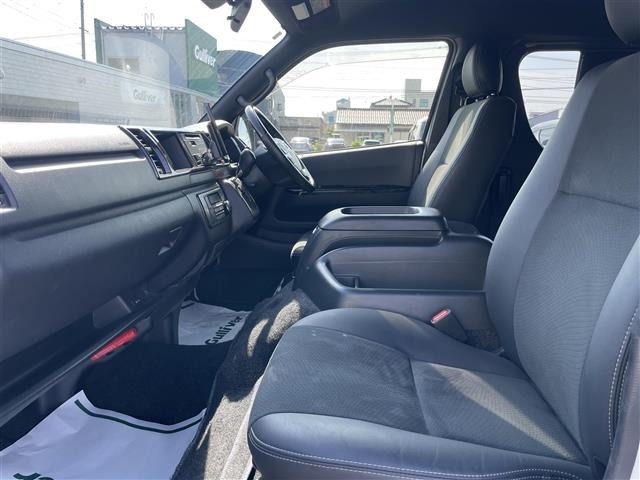 Toyota HIACE VAN 2023 8087923-7