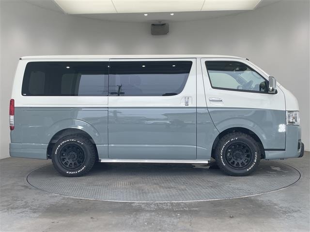 Toyota HIACE VAN 2023 8087924-1