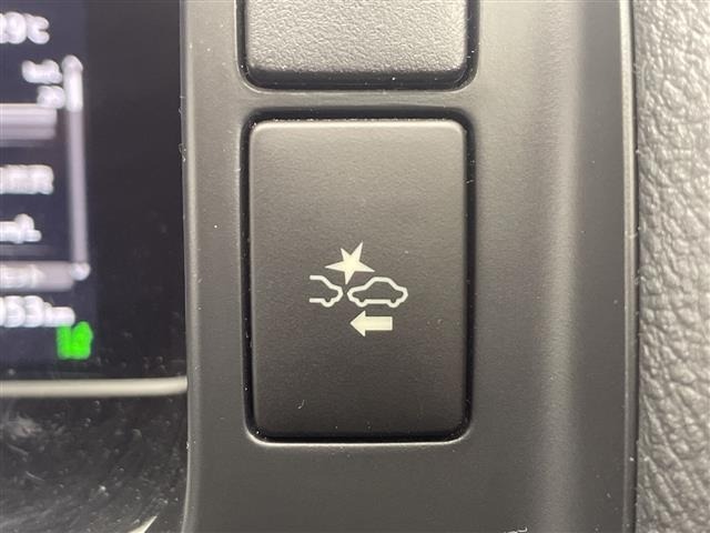 Toyota HIACE VAN 2023 8087924-6