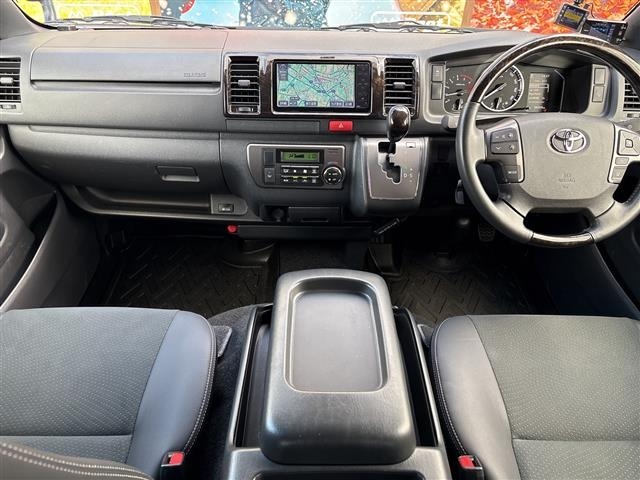 Toyota HIACE VAN 2022 8087925-14