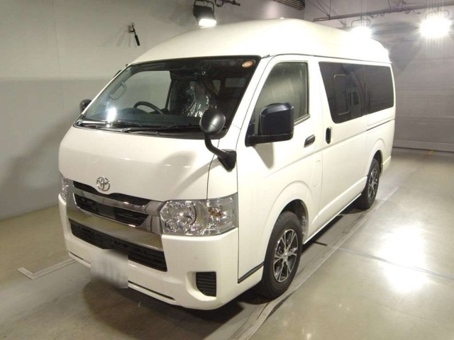 Toyota HIACE VAN 2026 8087933-0
