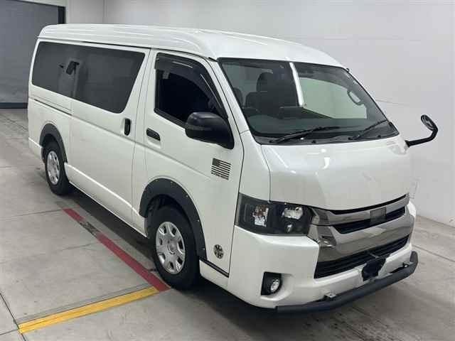 Toyota HIACE VAN 2019 8087945-0