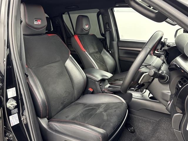 Toyota HILUX 2023 8088892-6