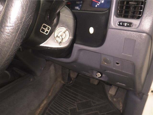 Toyota HILUX 2001 8088894-8