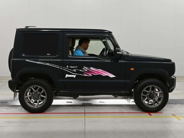 Suzuki JIMNY 2021 8088156-3