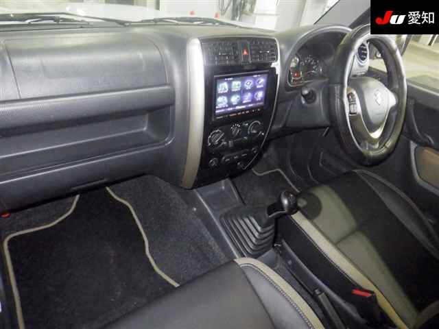 Suzuki JIMNY 2016 8088162-3