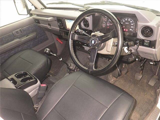 Toyota LAND CRUISER 2002 8088014-3